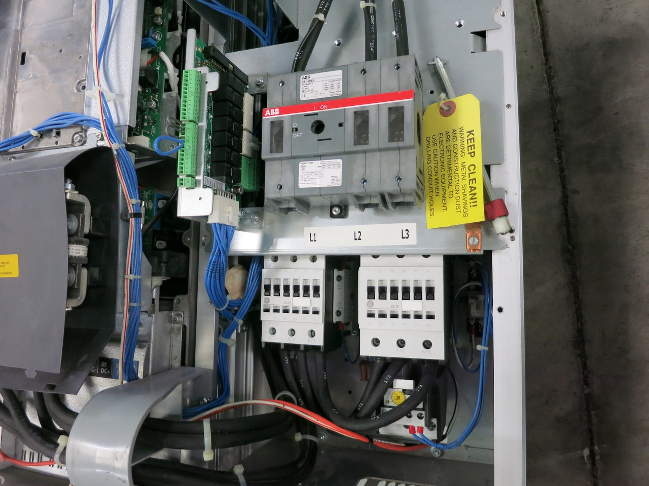 Trane TR200 134H3743 AC VS Drive 30 HP 240V 3PH Bypass VFD 240 VAC